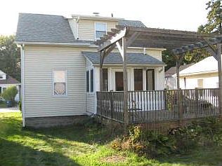 3rd image of 298 Harrington Ave