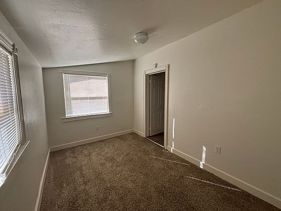 4th image of 208 Main St Unit A