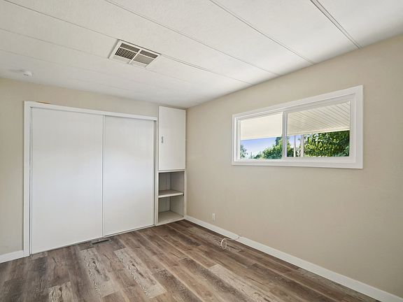 5th image of 26365 Cortrite Ave
