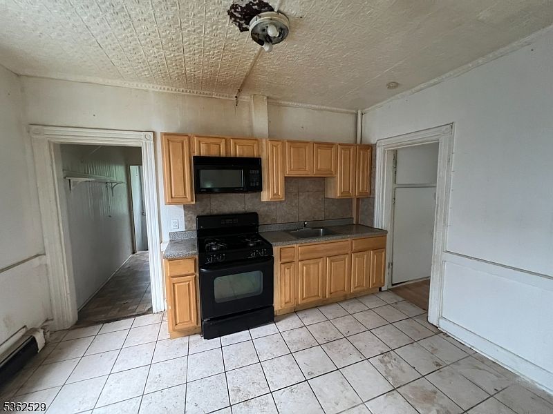 161 Thomas St, Bloomfield, NJ 07003 | Zillow