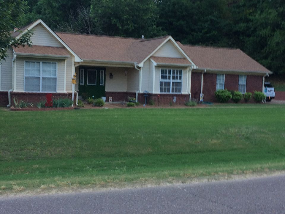 1st image of 529 Wedgewood Dr