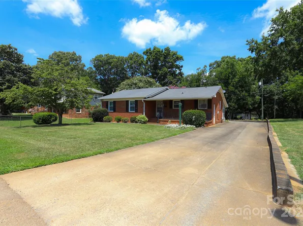 206 Elizabeth Ave, Monroe, NC 28112