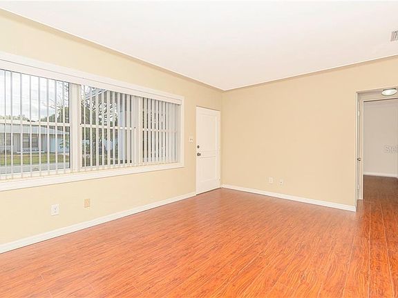 5th image of 4043 27th Ave N