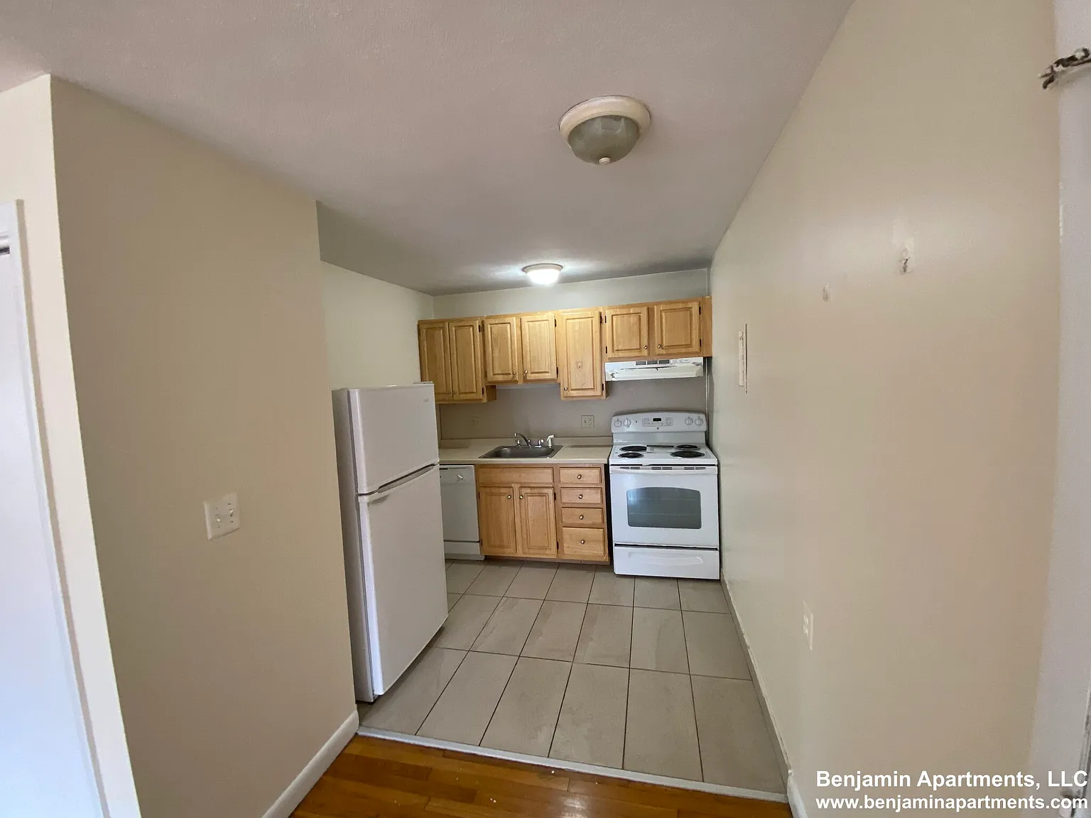 2 bed, $3,200 — Photo 3