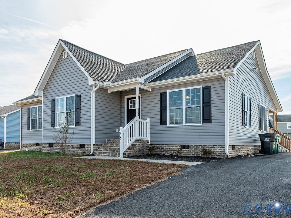 1st image of 342 Pinecliffe Dr