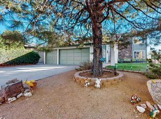9500 La Playa St NE, Albuquerque, NM 87111