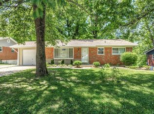 2225 Entity Ave, Saint Louis, MO 63114