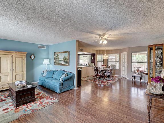 5th image of 9827 W Rosemonte Dr