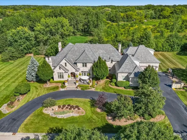 5 Leanda Ln, South Barrington, IL 60010