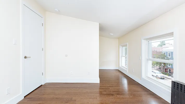 Rented by Nooklyn NYC LLC | media 7