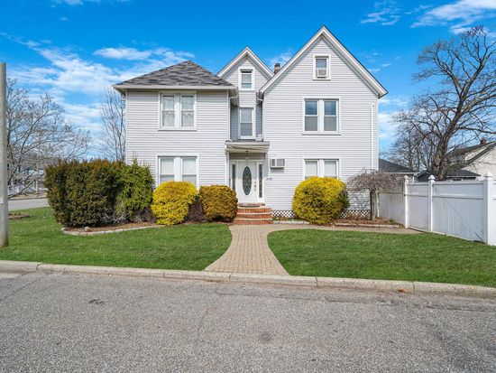 143 Maple Avenue, Patchogue, NY 11772