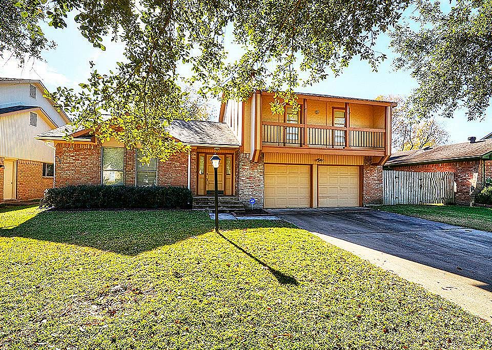 1st image of 21615 Park Wick Ln