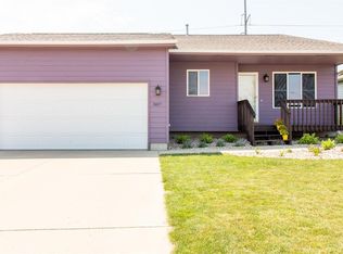 3817 N Orion Dr, Sioux Falls, SD 57107
