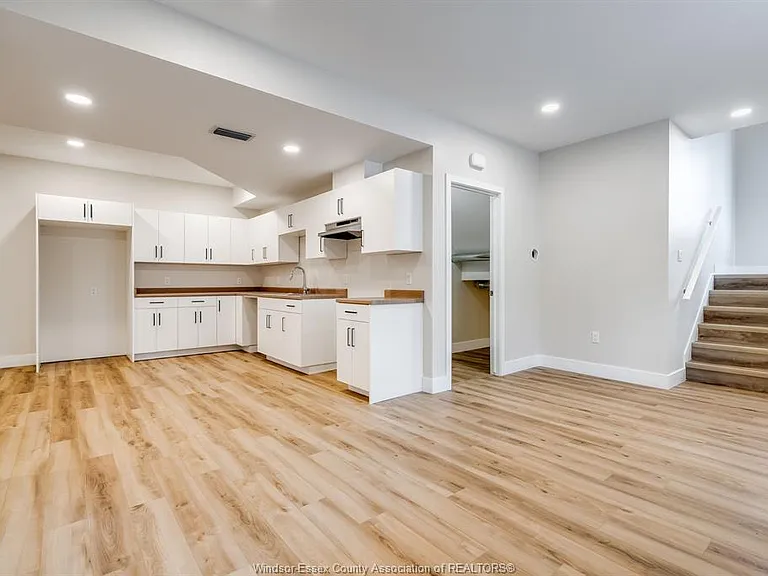 21293 Harbour Rd #2 — Photo 3
