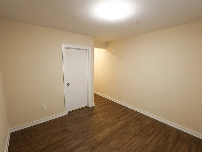 332 Talbot Ave #5 — Photo 18