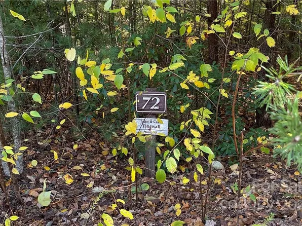 73 Boone Cove Rd #72, Zirconia, NC 28790