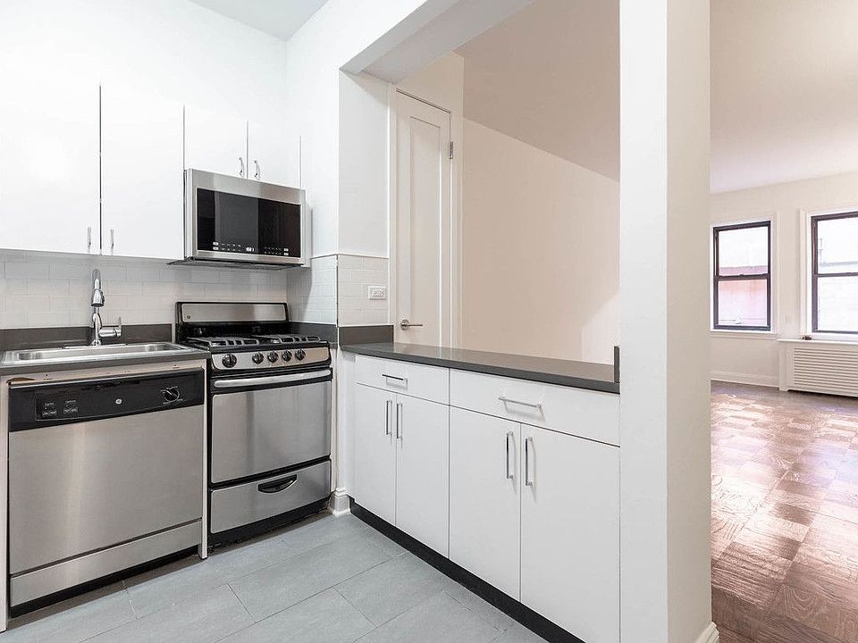 1st image of 235 W 22nd St #7SB