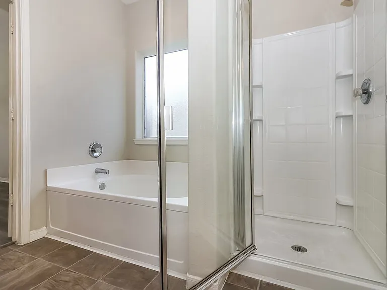 2723 Durham Chase Ln — Photo 11