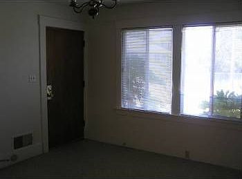 2nd image of 427 Smalley Ave