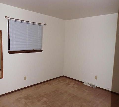 2nd image of 2021 15th St