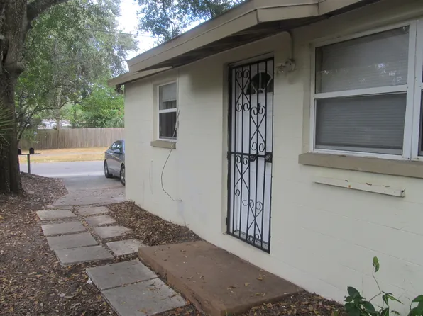 2417 E North Bay St APT A, Tampa, FL 33610