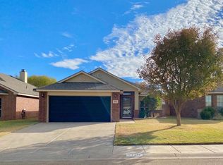 7027 94th St, Lubbock, TX 79424