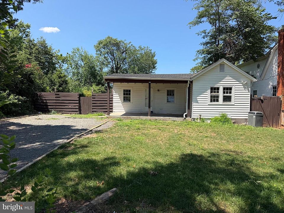 1st image of 3519 17th St S