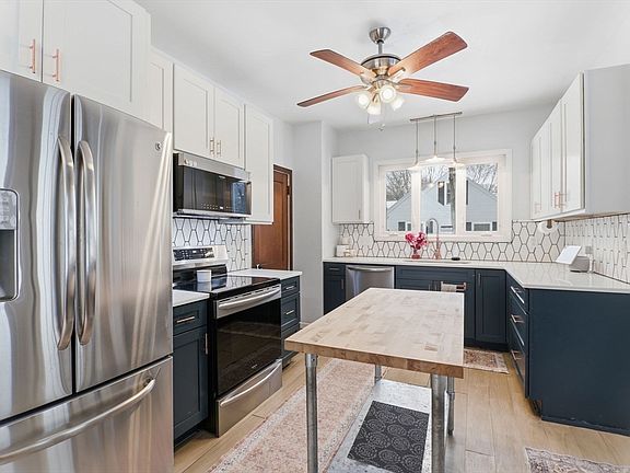 2nd image of 141 Lincoln Rd