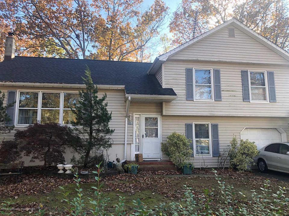 1st image of 132 Jenna Ct