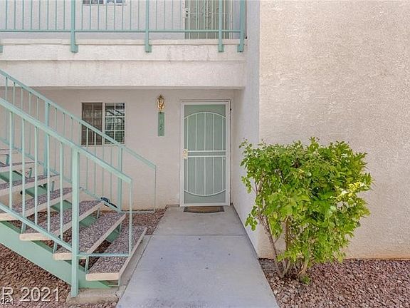 2nd image of 2725 S Nellis Blvd Unit 1058
