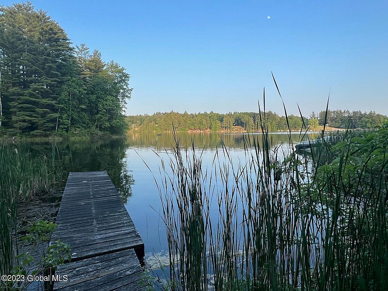 2nd image of 226 Hadlock Pond Road