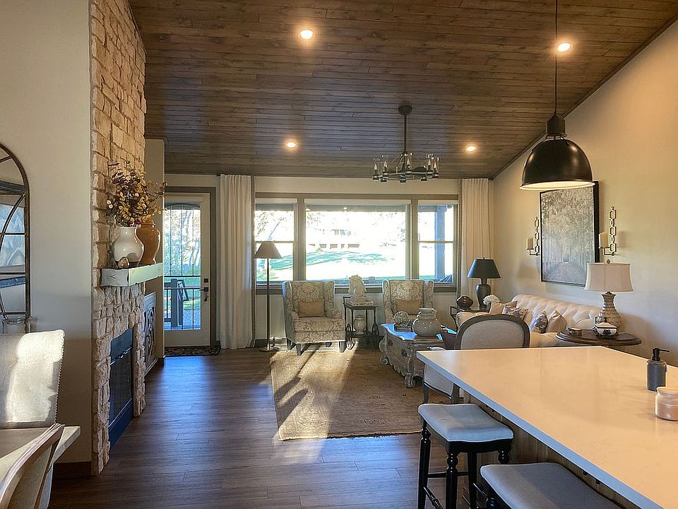 Entrance to great room