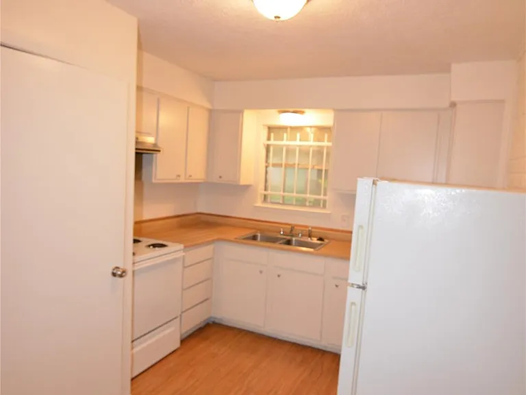 7104 Jetty Ln — Photo 7