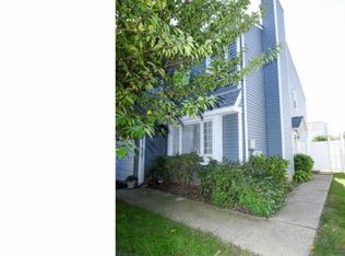 16 Country Lane Way, Philadelphia, PA 19115