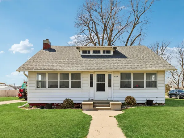 408 N 3rd St, Eddyville, IA 52553