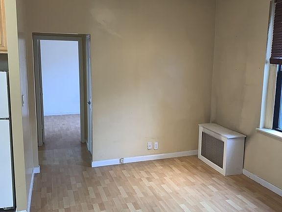 3rd image of 2168 35th St APT 5D