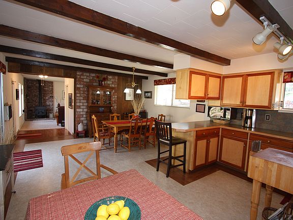 3rd image of 1792 Ramorini Ln
