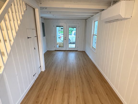 5th image of 16 Camp Walk