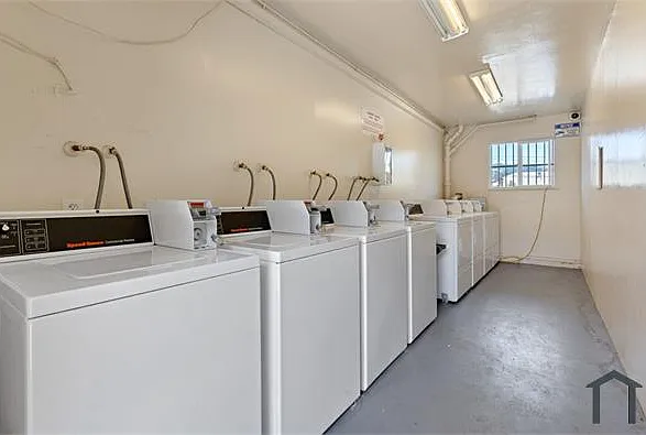 7630 Lockwood St #1BR — Photo 8