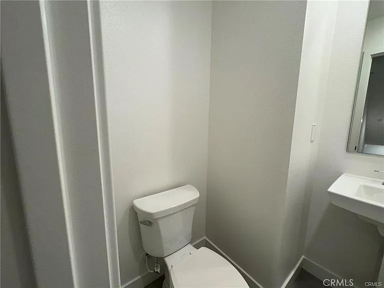 2317 W Broadway #60 — Photo 5