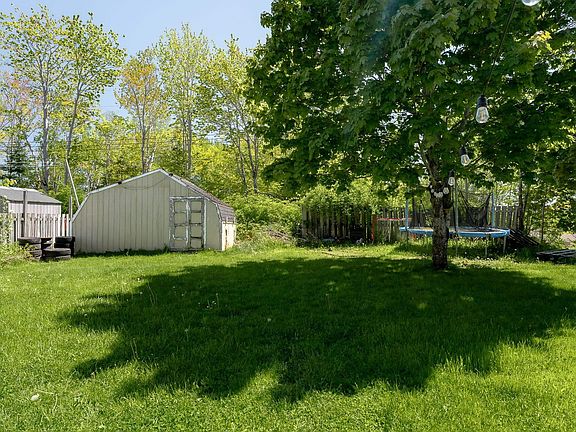 4th image of 7 Tillock Dr