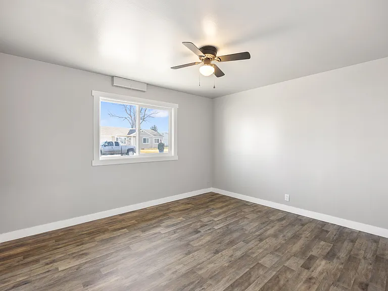 1314 Pershing Rd — Photo 16