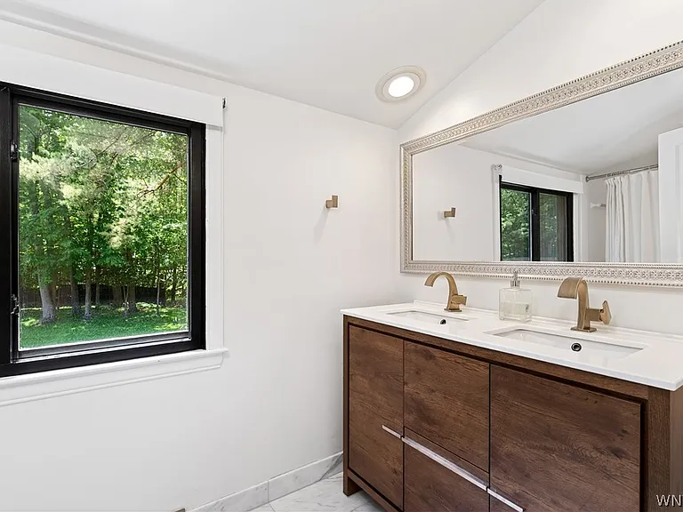 11 Chase Rd — Photo 33