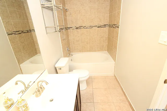 7807 Pecan Hts — Photo 26