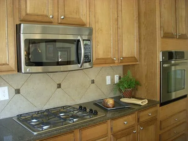 3287 Castleberry Village Dr — Photo 2