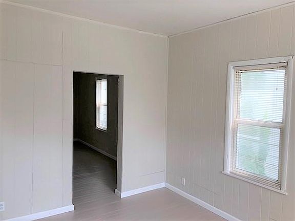 2nd image of 2477 Faber St APT 1E