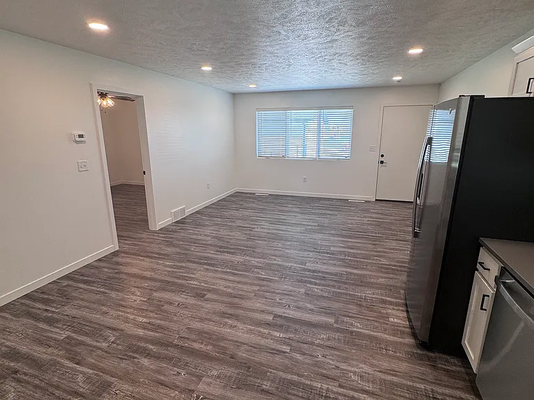 202 E Plum St #1 — Photo 7