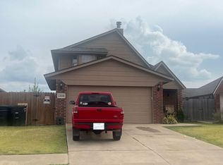1308 SW 24th St, Moore, OK 73170