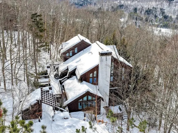 726 East Ash Road, Plymouth, VT 05056