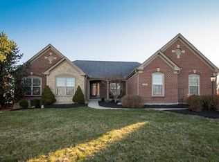 2328 Summerwoods Dr, Hebron, KY 41048